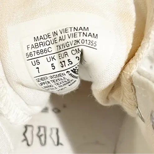 Converse  Size 7 White Trail to Cove Espadrille Chuck Taylor All Star Sneakers