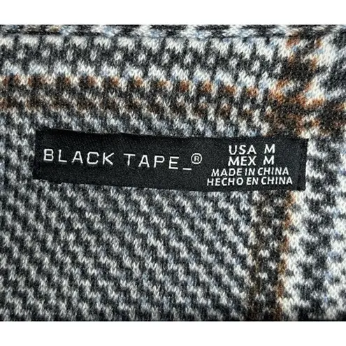 Plaid Shacket Size Medium Black Tape White Black Blue Brown Pockets Flannel