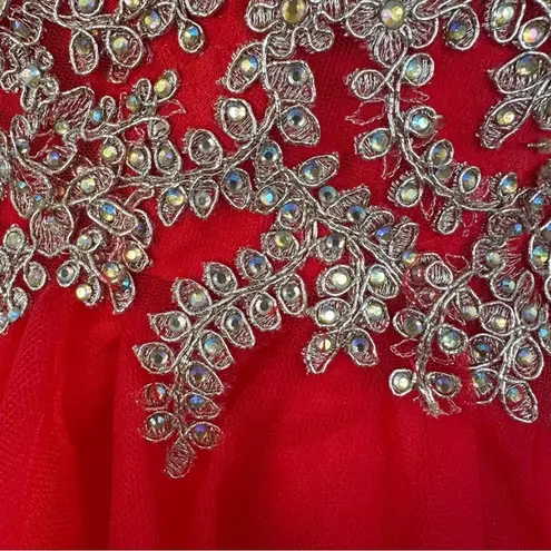 Damas By Tiffany Designs Beaded Dress GownSz‎ Small Tulle Little Red Lace Corset