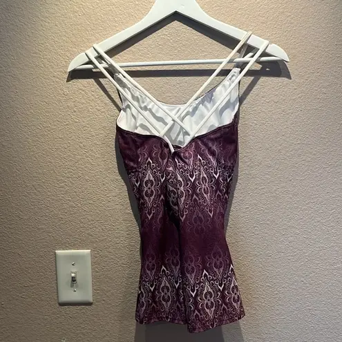 prAna Women’s Tank Top with built in shelf bra size Medium