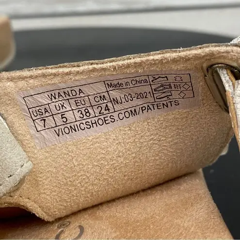 Vionic Wanda Leather T-strap Thing Sandals Beige 7 Bone Snake Embossed