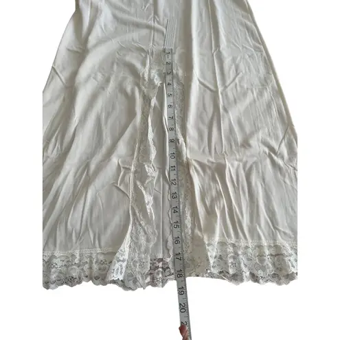 Vintage Opalaire Slip Skirt W/ Lace Hem & Middle Slit Medium Antron III Nylon M