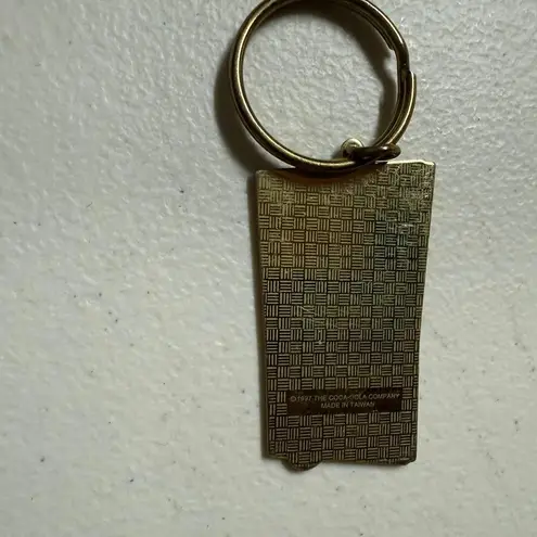 Coca-Cola Vintage  Las Vegas Keychain 1997 thumbnail 2