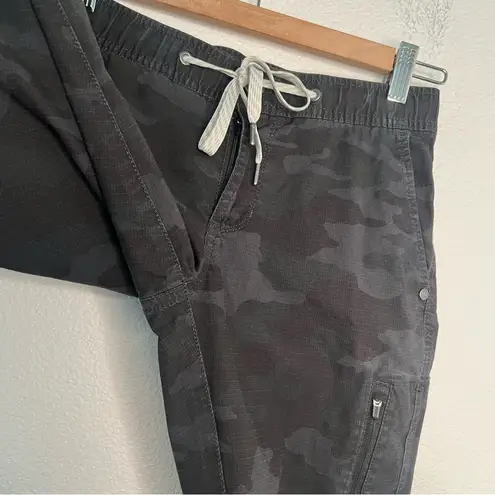 Vuori  Ripstop Pant Black Camo extra small