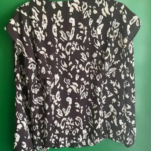 Nine West  Purple Leopard Print Blouse‎ Work Wear Top Dress Clothes EUC