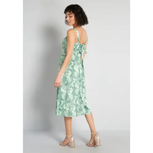 Hutch Green Floral Fit and Flare Midi Dress Size 4 NEW