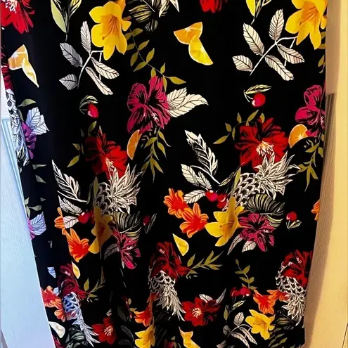 CJ Banks Maxi Summer Dress Size 1x Black Floral Poly spandex Plus Size Stretchy