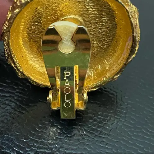 Gucci Vintage 80’s PAOLO  Gold-plated Textured Rose Clip On Round Earrings