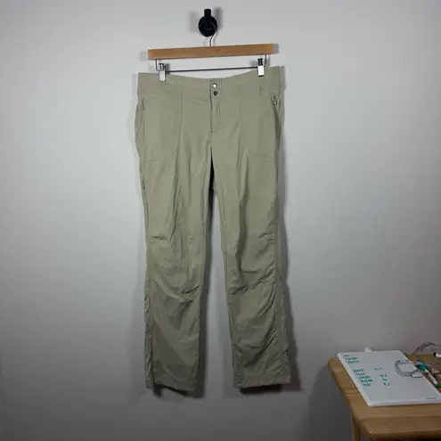 Athleta Women’s Trekkie North Cargo Hiking Utility Pants in Beige Size 10P
