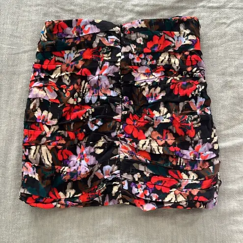 ZARA NWOT  Ruched Floral Mini Skirt Sz S