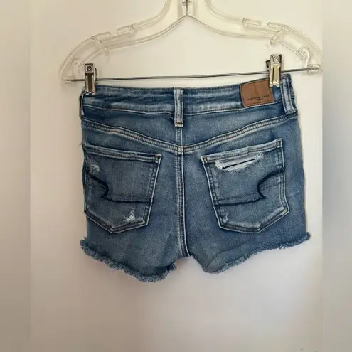 American Eagle  hi rise distressed shortie crochet pocket detail size 4