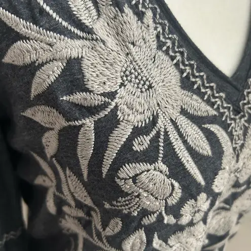 Johnny Was Boho Gray Embroidered Bell Sleeve 3/4 Sleeves small