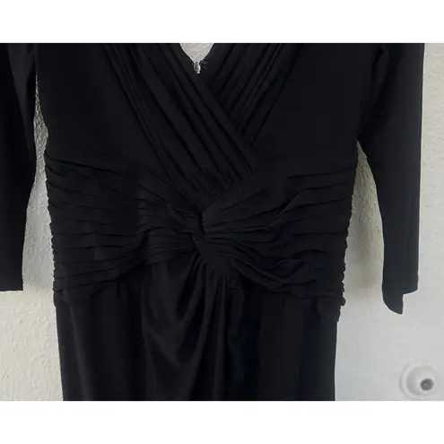 Tadashi Shoji Twist Front Gown Ruched Long Evening Dress Formal Gala Wedding