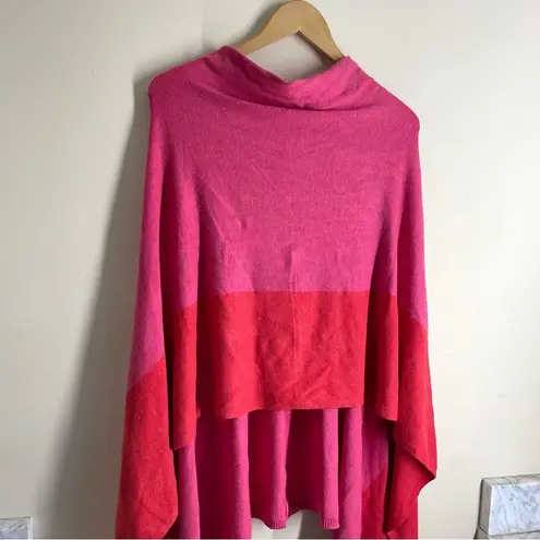 Shiraleah  Madeleine Pink Colorblock Soft Travel Poncho O/S