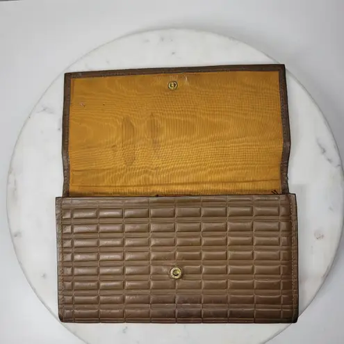 Antique Tooled Leather Clutch Handbag Brown Gold Taffeta Kiss Lock Handle Purse