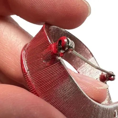 Monet Vintage Heart Disease Ribbon Brooch Pin Fashion Jewelry Red