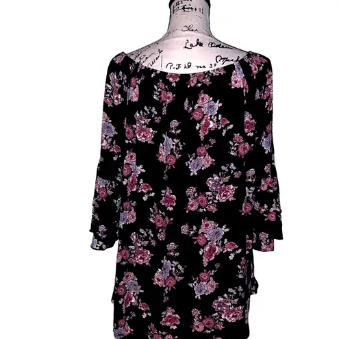Lavish black pink floral stretch neck blouse 1X