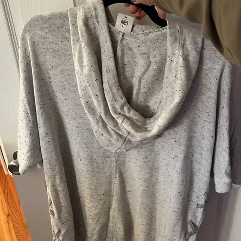 CAbi  hooded tunic sweatshirt lace up sides gray size XS