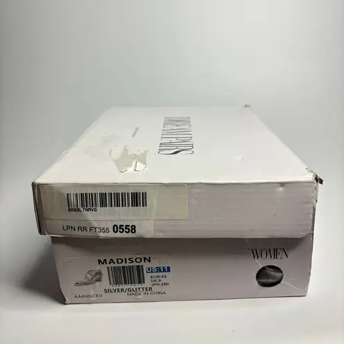 Dream Paris DREAM PAIRS Madison Ankle Strap Low Chunky Black Heel Sandal in Silver/Glitter