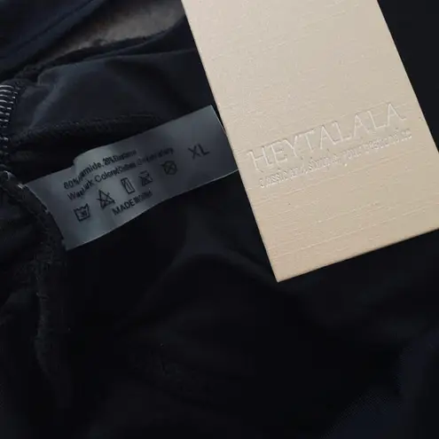 Heytalala Women's One Piece Swimsuit Ruched Tummy Control Bathing Suits Slimming Push Up V Neck