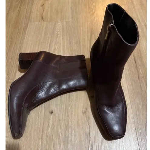 Bandolino Brown Y2K Leather Block Heel Ankle Boots – Size 9M Square