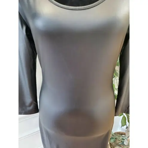 Swoon Boutique Swoon Women's Solid Black Polyester Scoop Neck Long Sleeve Knee Length Dress M