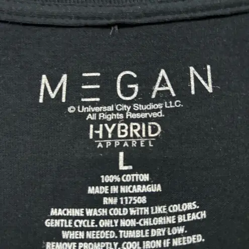 Megan “You Should Probably Run!” Graphic Horror Movie T-Shirt Size Large