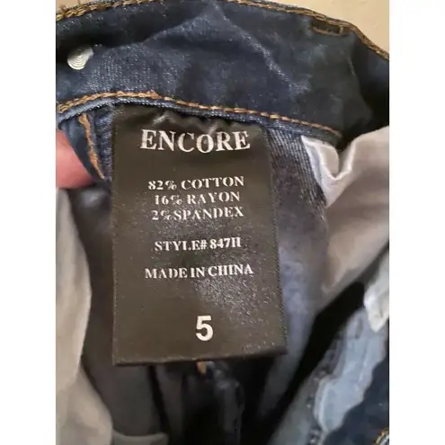 Encore jeans Encore Destressed Jeans. Dark Wash Sz.  5