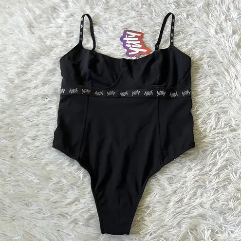 YITTY Spotlight Shaping Demi Cup Thong Bodysuit in Shimmered iconic black Large