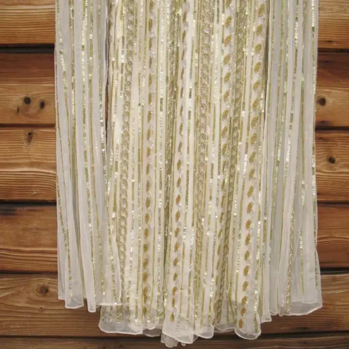 Mac Duggal 5915 Womens Nude Gold SEQUINED V-NECK GOWN Dress WITH CAPE SLEEVES