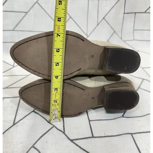 DIBA True Free Pass Fenix Beige Taupe Suede Leather Heel Booties Women Sz 6 Tan