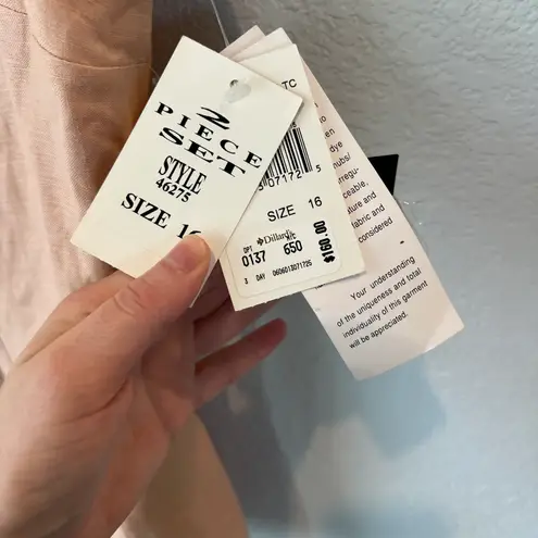 Donna Morgan Peach Asian Embroidered Blouse Size 16 NWT