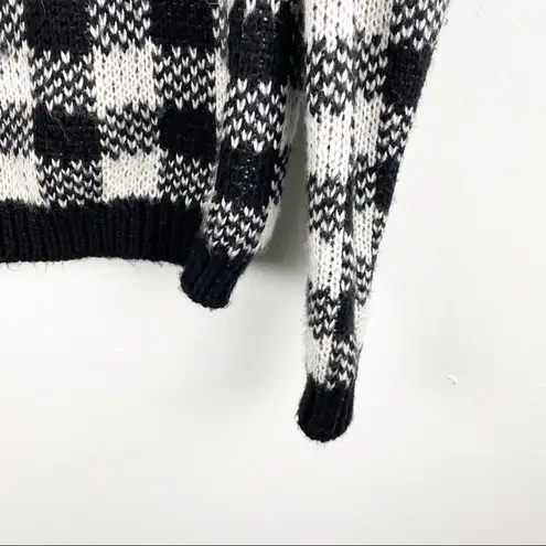 THE WAY Black White Checkered Cropped Knit Long Sleeves Sweater, Size OS