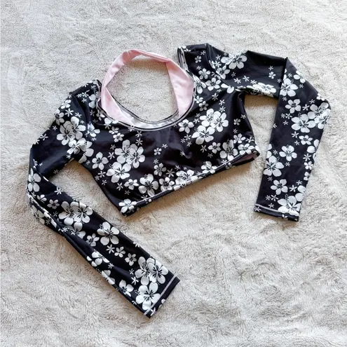 frankie's bikinis  Speedy Long Sleeve Floral Crop Top size M retails $110