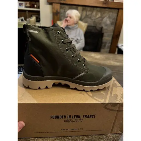 Palladium PAMPA LITE+ RECYCLE WP+ Size 3.5 Men 5 Women