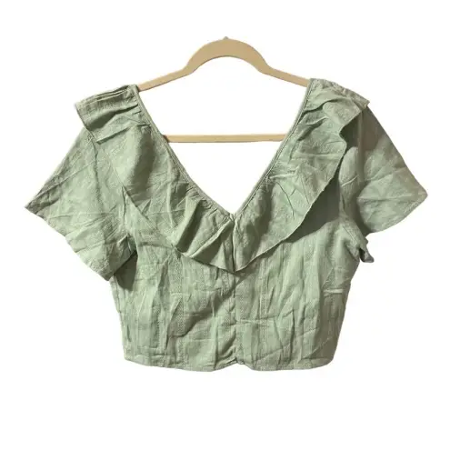 Very J NWT  SAGE GREEN CROPPED BOHO V-NECK BLOUSE