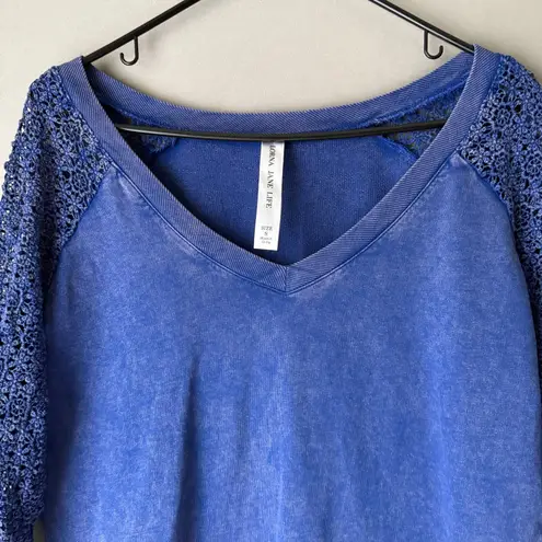 Lorna Jane sz S blue boho knit sleeve sweatshirt