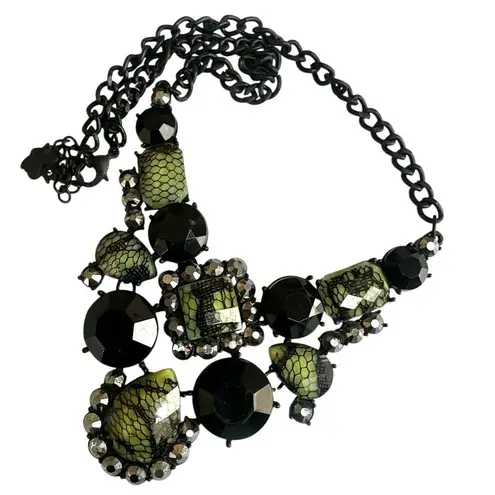 Princess Vera Wang “Born to Rule” Lace