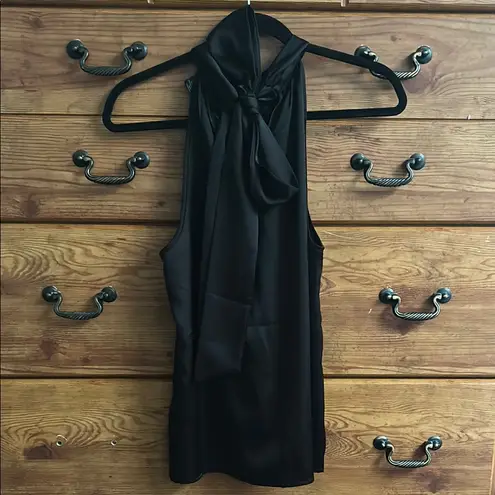 Tahari Black Sleeveless Tank Top Medium