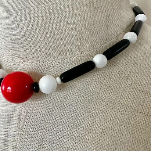 Vintage black white and red mod bead necklace