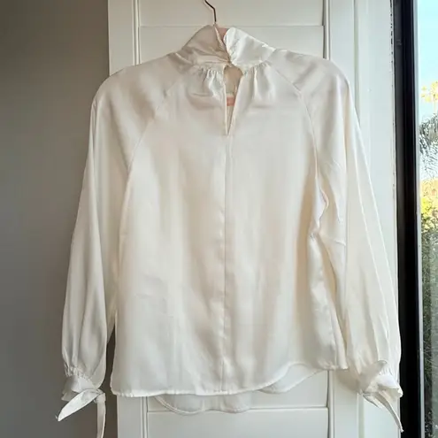 Truth by Republic off white vintage style top in satin with knotted high neck XS