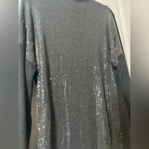 Tempo Paris Italy Women’s V-neck Clear Sequin Back Gray Fuzzy Sweater Pocket Sm