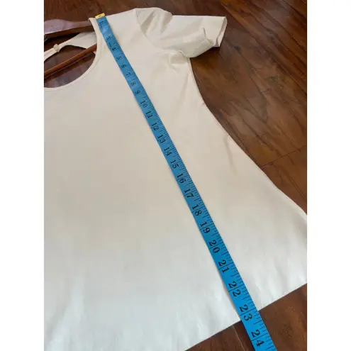 Akris Punto Ivory Keyhole Cutout Tee T-Shirt Top Size 6 MINIMALIST LUXURY CASUAL