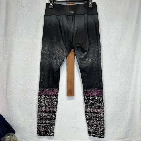 Calia by Carrie Underwood Washed Medallion Purple Orchid Warm Tight Size M Black Size M