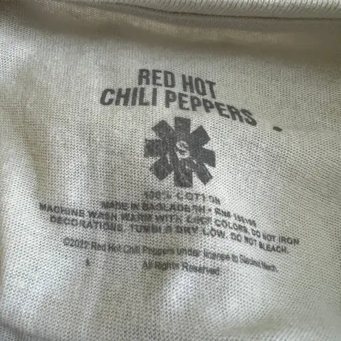 Women's Red Hot Chili Peppers Short Sleeve Graphic T