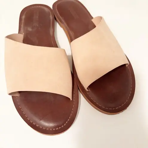Cushionare Tan and Pink Slide Sandals with Wide Strap