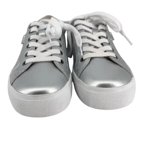 Taos Plim Soul Luxe Sneaker in Metallic Silver Size 6 Quiet Luxury Leather
