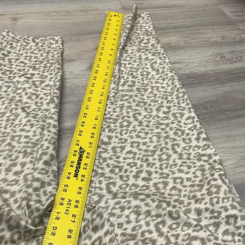 Amanda & Chelsea Tan & Off White Animal Print Cropped Pants Size 4