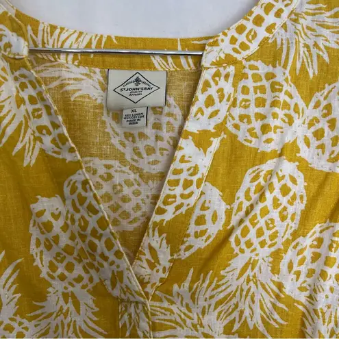 st. john's bay St. John’s Bay Cotton linen, pineapple shirt, size XL