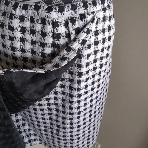 Buffalo Plaid tulip skirt with pockets Black Size M